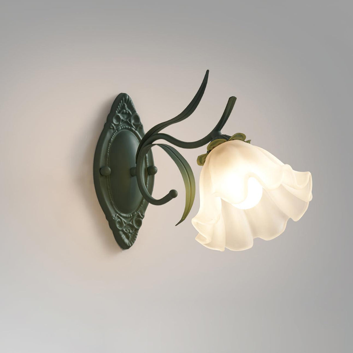 Aplique de pared vintage con sombra floral de vidrio para dormitorio y sala de estar