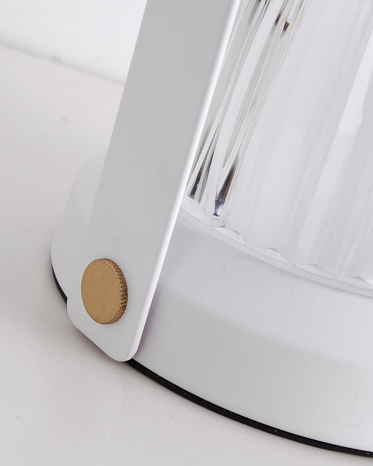 Lámpara de mesa moderna de hierro resplandor