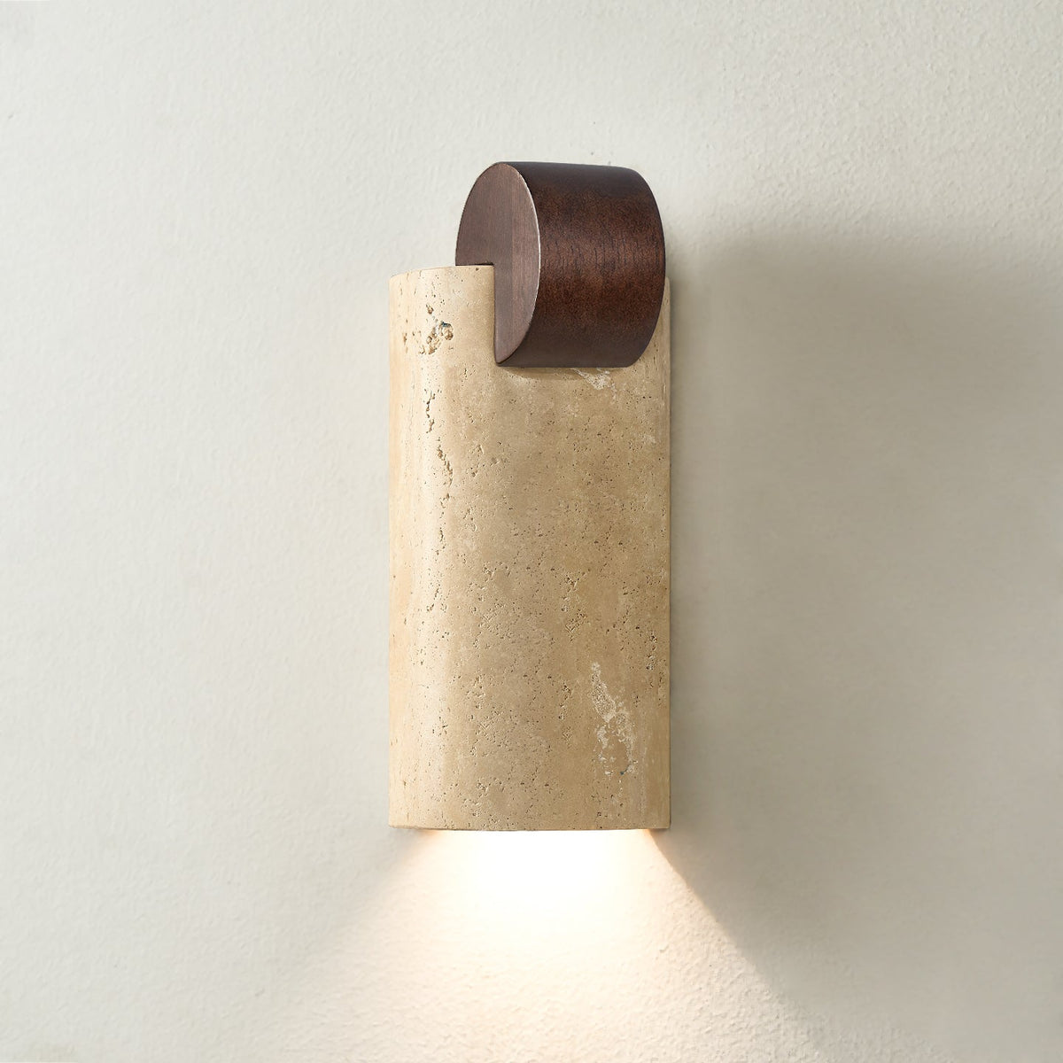 Velm aplique de pared Curve amarillo travertino