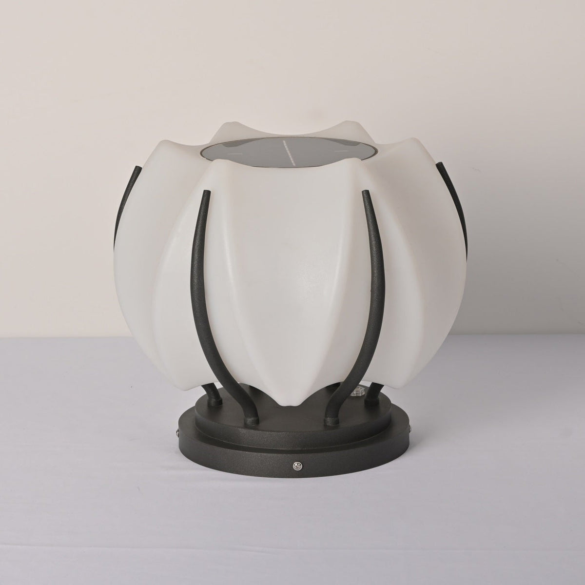 Leon luminaria exterior minimalista