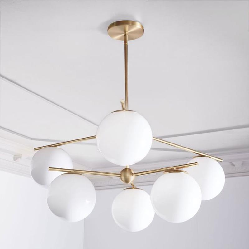 Casoella lámpara de araña esfera y tallo moderna dorada LED
