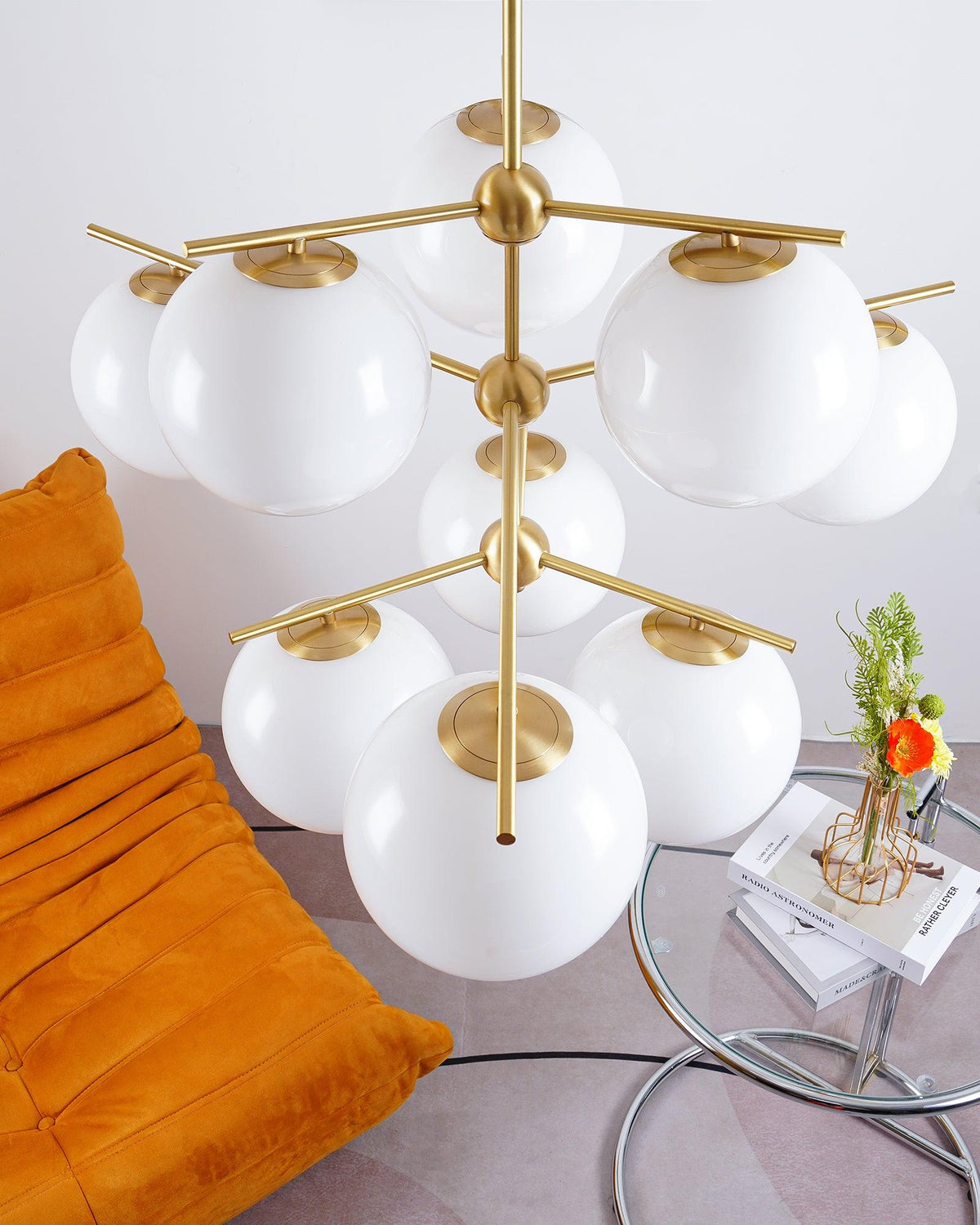 Casoella lámpara de araña esfera y tallo moderna dorada LED