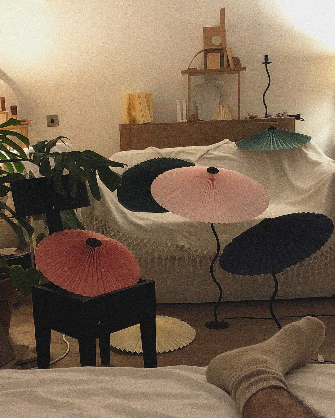 Vioro lámpara de mesa de tejido