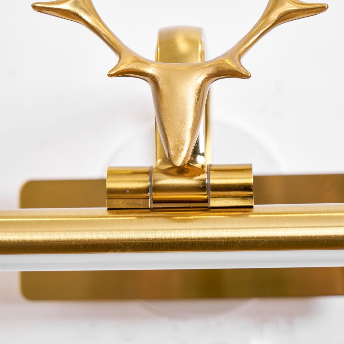 Stag aplique de pared Horn con enchufe enchufable