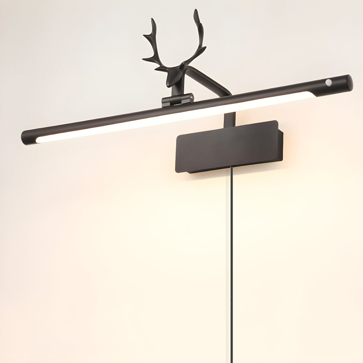 Stag aplique de pared Horn con enchufe enchufable