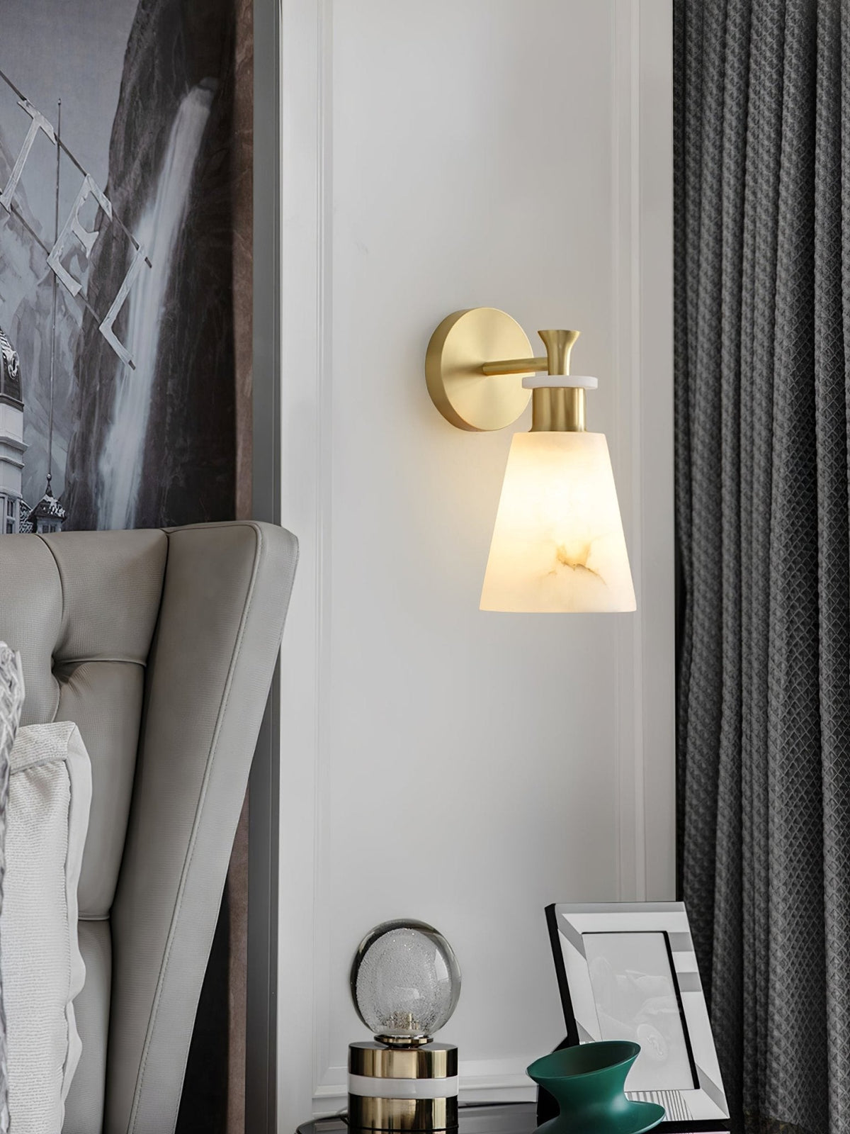 Tapered aplique de pared alabastro
