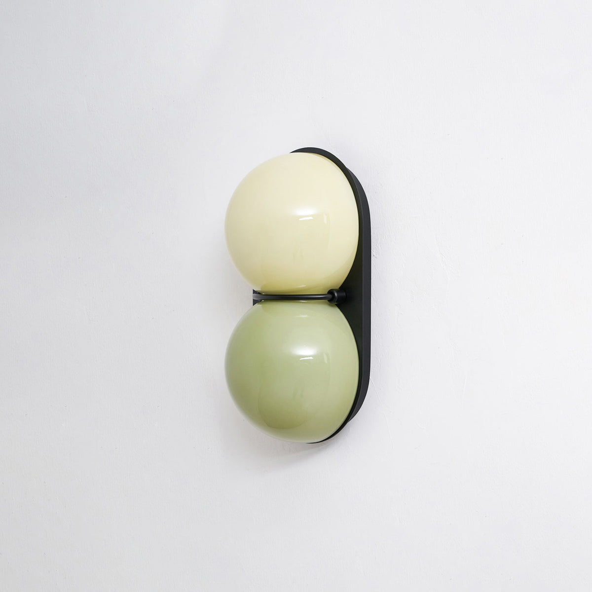 Two aplique de pared Globo vidrio