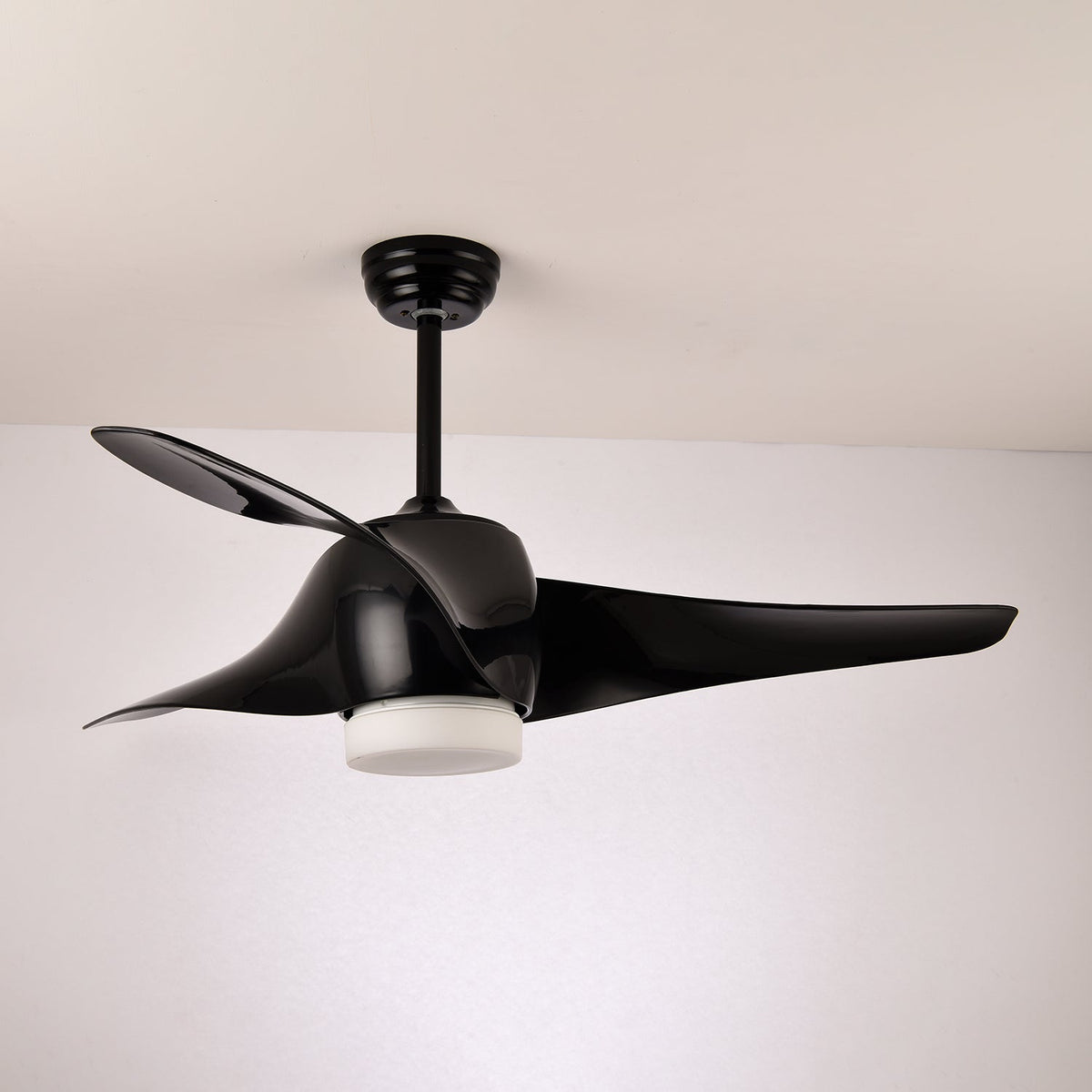 Umber ventilador de techo con luz