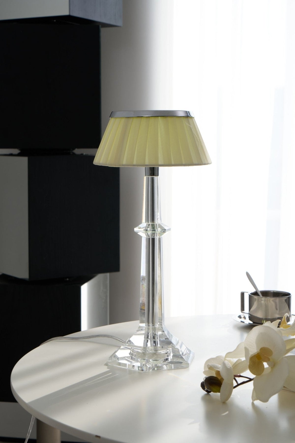 Haloza lámpara de mesa de lujo en tejido