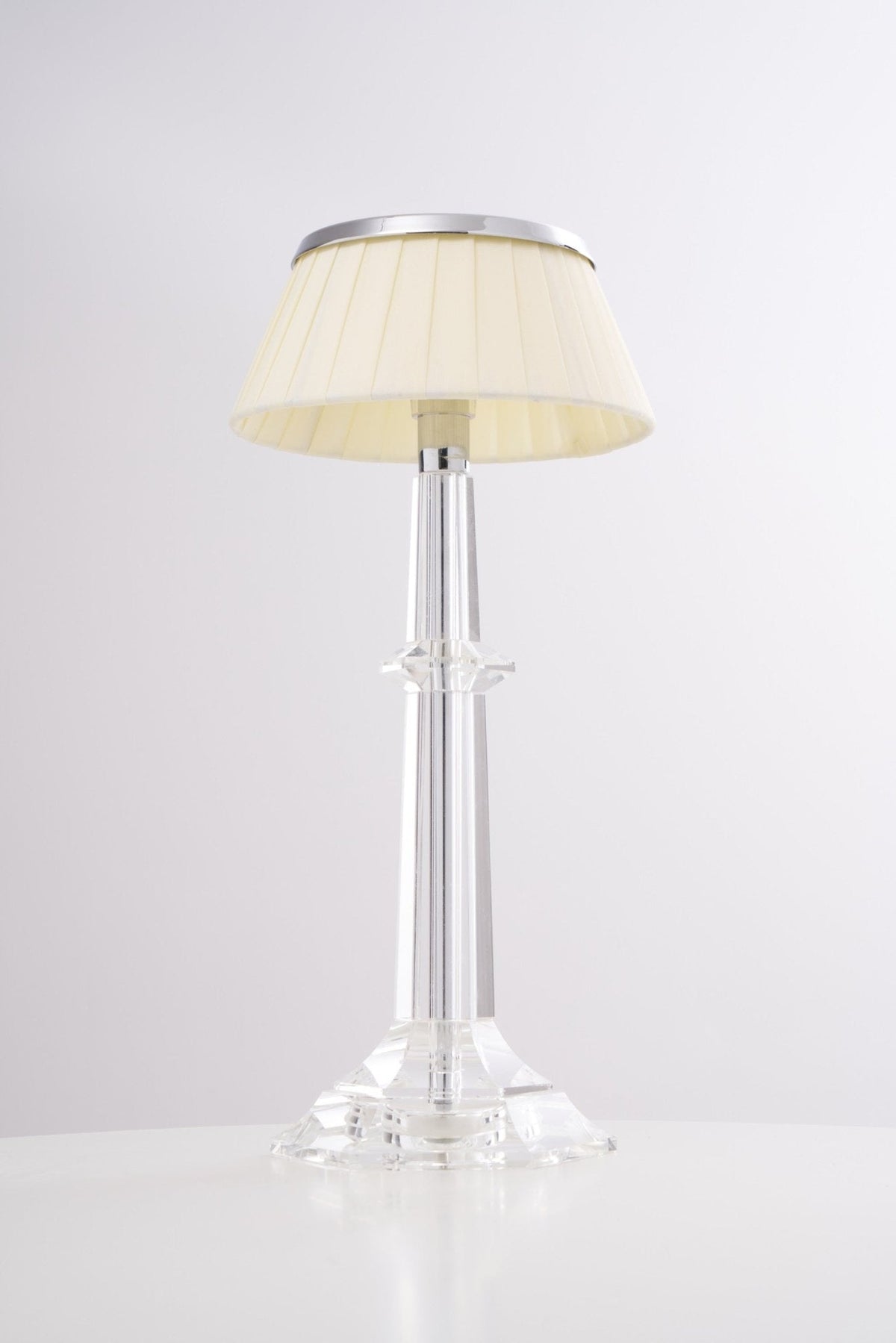 Haloza lámpara de mesa de lujo en tejido