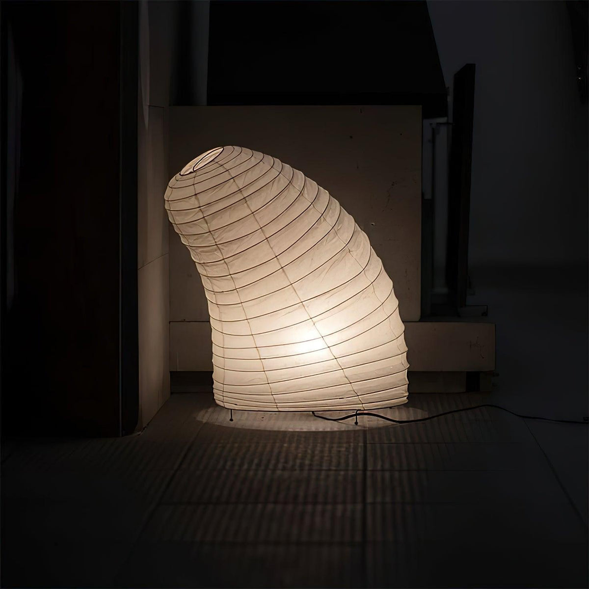 Tranquilux lámpara de mesa de papel inspirada en Japón