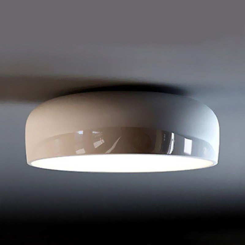 Arisha Nórdica Redonda Metal/Acrílico LED Lámpara de Techo Negra/Blanca